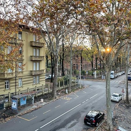 Un Balcone Sul Centro Storico Apartment Реджо Емилия Екстериор снимка