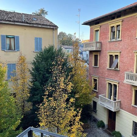 Un Balcone Sul Centro Storico Apartment Реджо Емилия Екстериор снимка